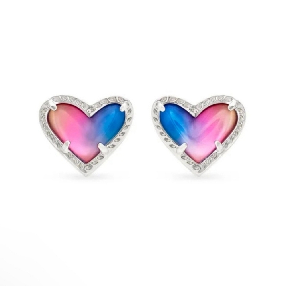 💙🔹️Kendra Scott🔹️ Ari  rhodium plated mother of Pearl Heart Stud Earrings